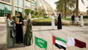 منح الخليج 2026 برامج دراسية ممولة في الإمارات وقطر والسعودية والكويت